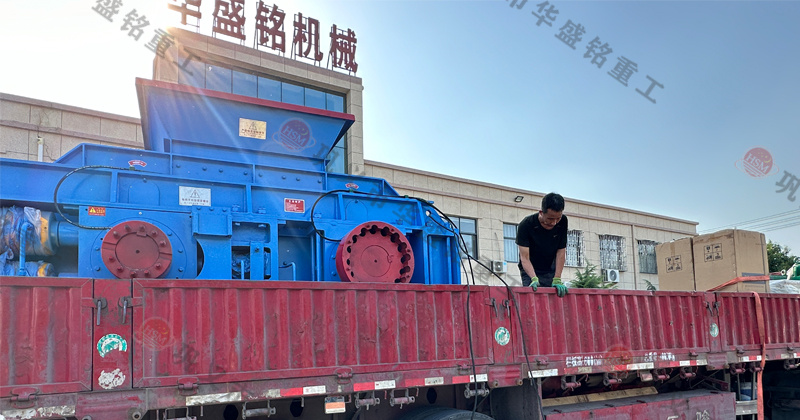 華盛銘廠家的對輥制砂機怎么樣？市場價一臺多少錢？